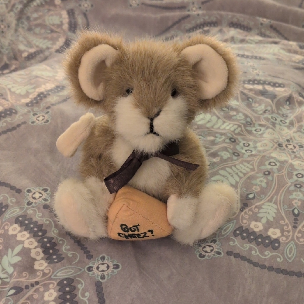 Boyds Bears "Got Cheez?" Mouse